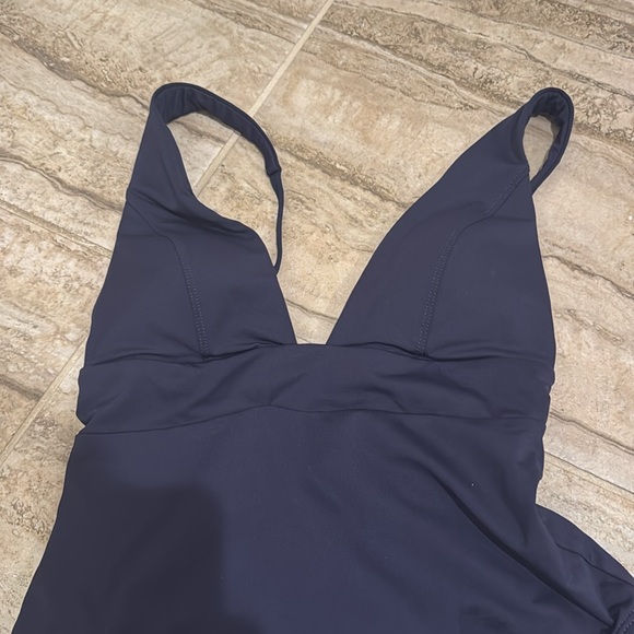 NWT Andie  One Piece Swimsuit Navy Blue Size Medium - Picture 5 of 12